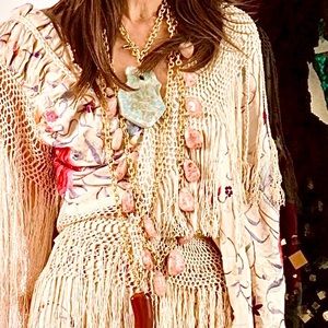 Meet your Posher, vintage celeb stylist